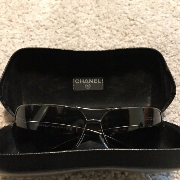 Chanel Black 4141- Q Metal Frame and Leather Aviator Sunglasses - Picture 1 of 6